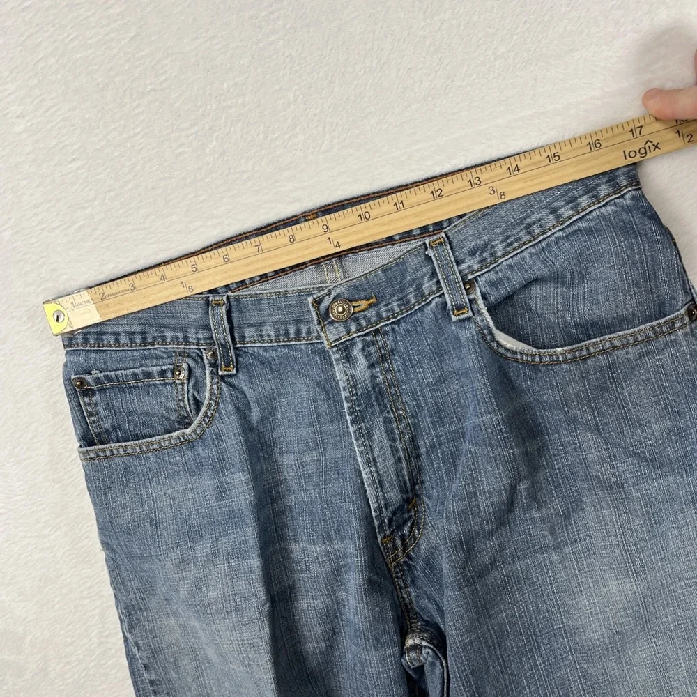 Vintage Levi's 559 Jeans Men's 34x30 Blue Relaxed Straight Faded Distressed y2k